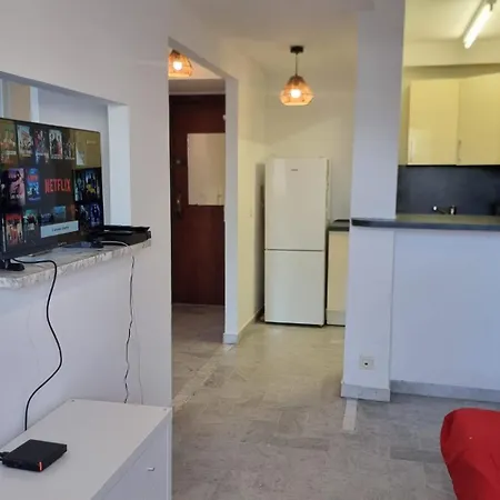 2p Juan Les Pins Proche Apartamento