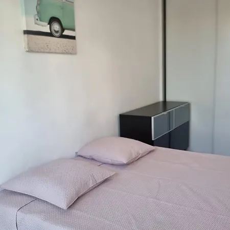 2p Juan Les Pins Proche Apartamento *